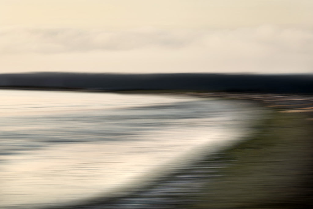 minimalist art aesthetic