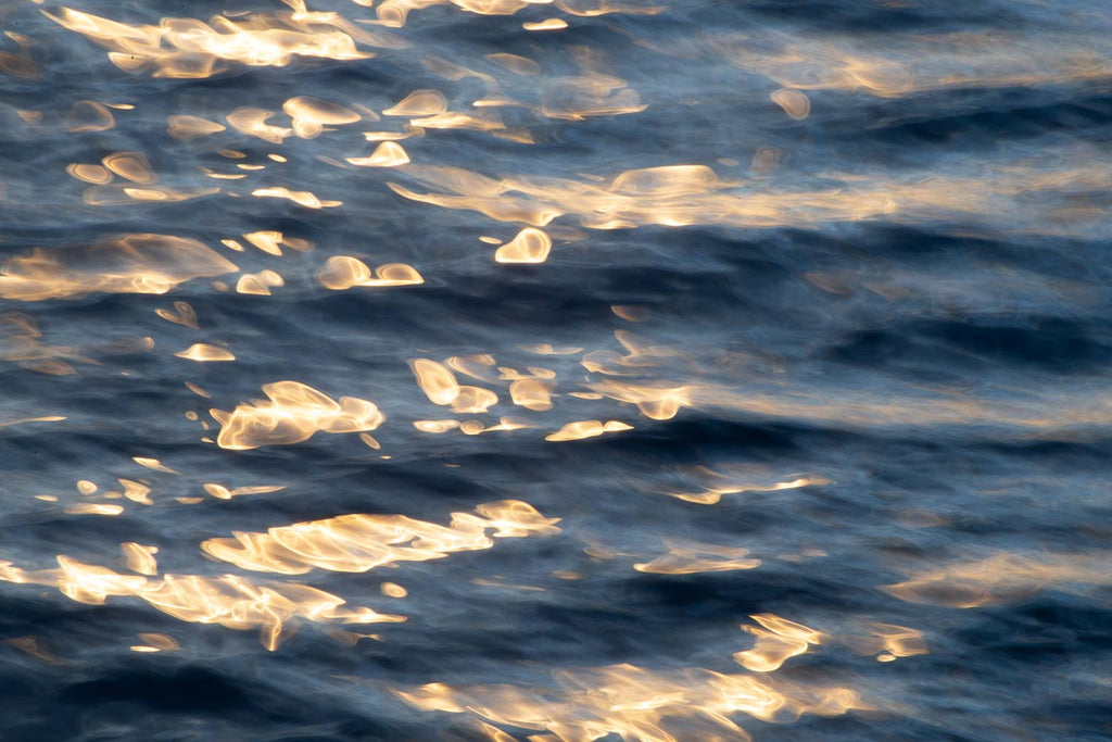 golden water art